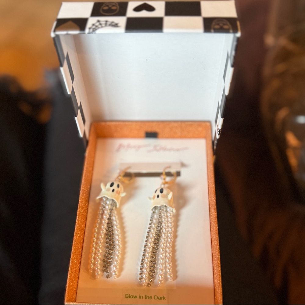 NWTIOB Betsey Johnson Ghost Earrings